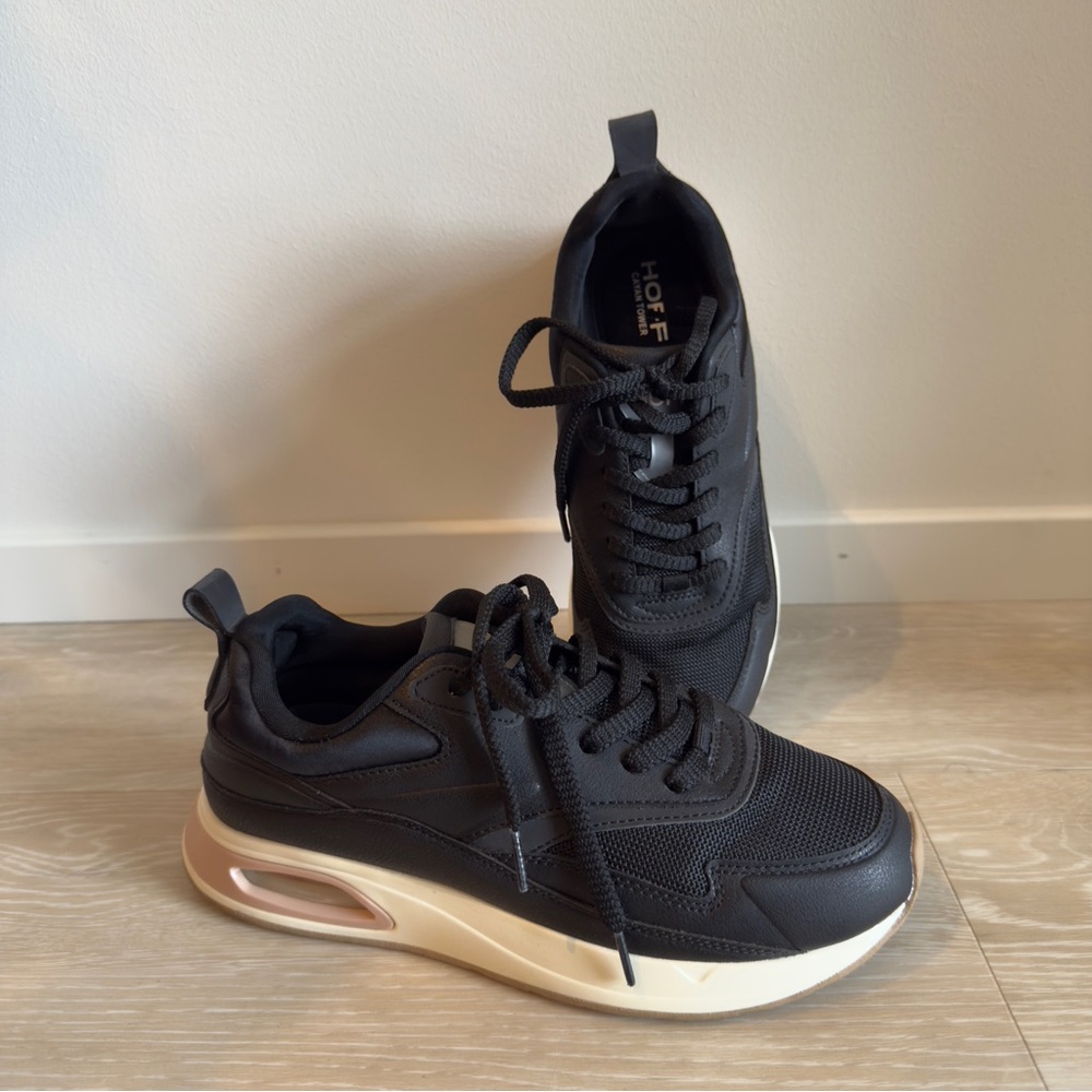 Hoff Women's Black Sneakers size 7.5